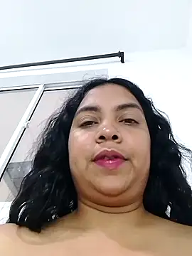 Brendabluee online show from February 9, 2025, 9:17 pm