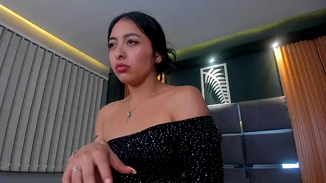 Camila dupont online show from February 15, 2025, 3:06 pm