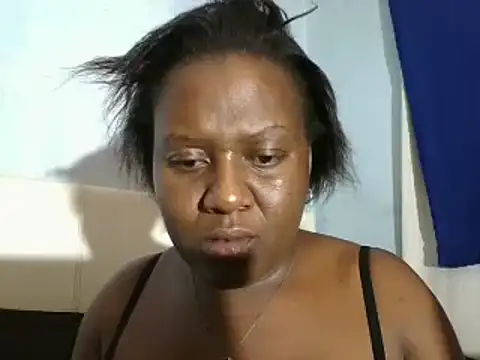 ThamiXX online show from February 14, 2025, 9:21 pm