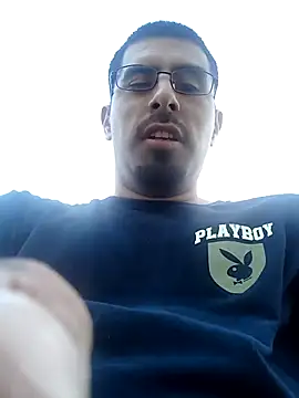 Snapshot of k1oudE chatting on March 22, 2025, 6:03 pm k1oudE online show from March 22, 2025, 6:03 pm