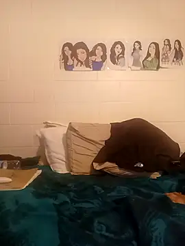 Snapshot of k1oudE chatting on October 7, 2025, 4:52 pm k1oudE online show from October 7, 2025, 4:52 pm