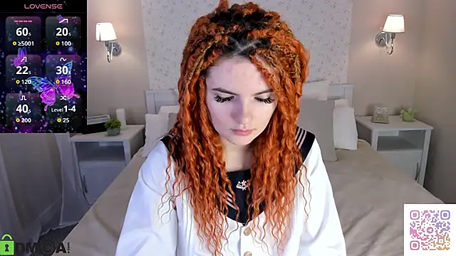 Snapshot of CharlotteMitchell chatting on September 24, 2025, 1:02 am CharlotteMitchell online show from September 24, 2025, 1:02 am