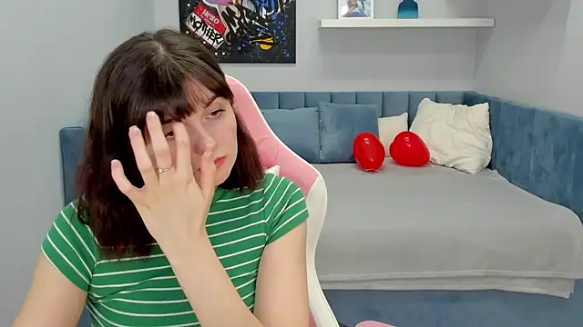 Snapshot of CharlotteMitchell chatting on February 17, 2025, 7:47 am CharlotteMitchell online show from February 17, 2025, 7:47 am