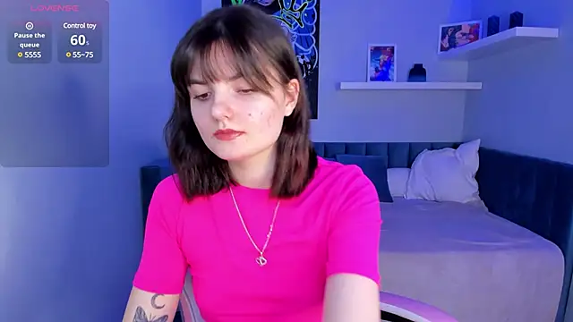 Snapshot of CharlotteMitchell chatting on March 21, 2025, 8:17 am CharlotteMitchell online show from March 21, 2025, 8:17 am