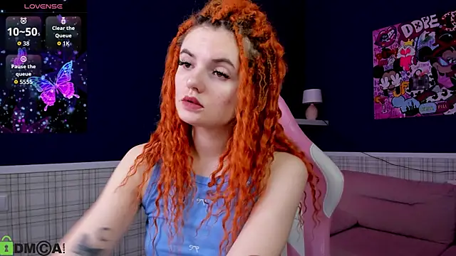 Snapshot of CharlotteMitchell chatting on September 20, 2025, 12:59 am CharlotteMitchell online show from September 20, 2025, 12:59 am