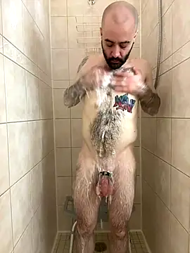 Snapshot of Faded-Solo chatting on October 6, 2025, 1:18 am Faded-Solo online show from October 6, 2025, 1:18 am