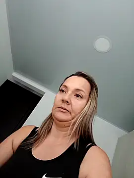 marcebernal online show from January 2, 2025, 6:01 pm