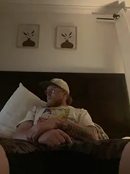 tcadle1824 online show from April 3, 2026, 2:18 am