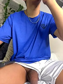 Snapshot of Angel_Khouri chatting on October 20, 2025, 2:35 am Angel Khouri online show from October 20, 2025, 2:35 am