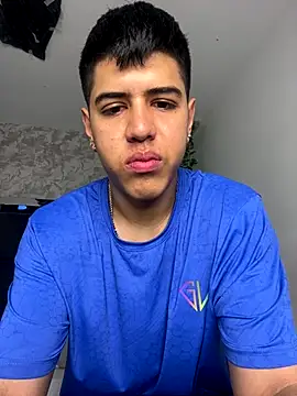 Snapshot of Angel_Khouri chatting on September 28, 2025, 11:12 pm Angel Khouri online show from September 28, 2025, 11:12 pm