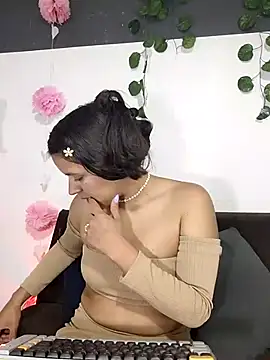 Snapshot of Danni_shy chatting on September 12, 2025, 4:34 am Danni shy online show from September 12, 2025, 4:34 am