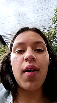 Snapshot of Danni_shy chatting on March 11, 2025, 4:40 pm Danni shy online show from March 11, 2025, 4:40 pm