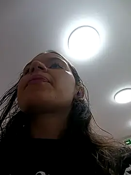 Snapshot of Danni_shy chatting on March 4, 2025, 3:37 pm Danni shy online show from March 4, 2025, 3:37 pm