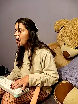 Snapshot of Danni_shy chatting on March 2, 2025, 3:41 pm Danni shy online show from March 2, 2025, 3:41 pm