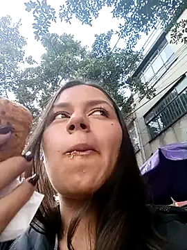 Snapshot of Danni_shy chatting on March 1, 2025, 4:54 pm Danni shy online show from March 1, 2025, 4:54 pm