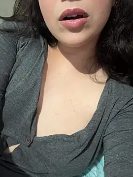 Snapshot of ferbryan chatting on March 3, 2026, 9:44 pm ferbryan online show from March 3, 2026, 9:44 pm