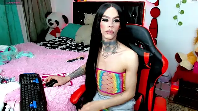 Alextwink online show from December 16, 2025, 8:13 pm