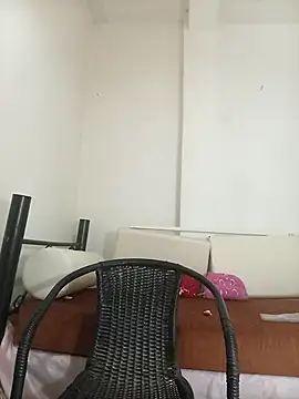 Snapshot of davidsims chatting on October 5, 2025, 10:44 pm davidsims online show from October 5, 2025, 10:44 pm