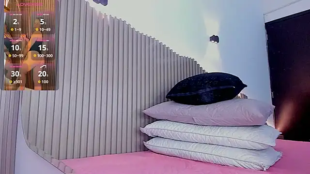 Snapshot of Annie_kurt_ chatting on October 30, 2025, 8:39 pm Annie kurt online show from October 30, 2025, 8:39 pm