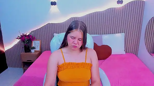 Snapshot of Annie_kurt_ chatting on September 19, 2025, 9:19 pm Annie kurt online show from September 19, 2025, 9:19 pm