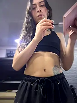 Sara Davina online show from January 6, 2026, 1:53 am