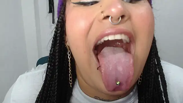 brittanysexhot online show from July 5, 2026, 12:37 am