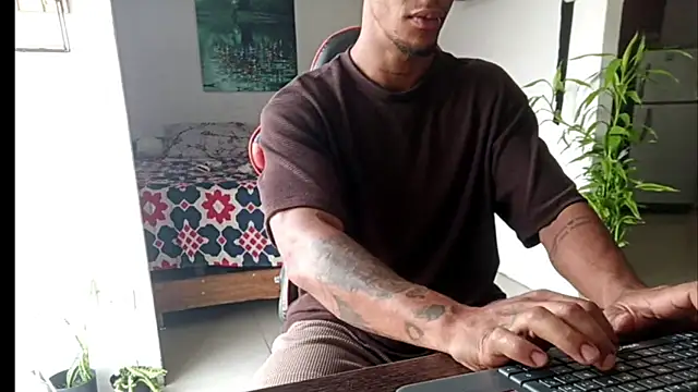 Snapshot of Adam_Valenciia chatting on June 9, 2026, 3:46 pm Adam Valenciia online show from June 9, 2026, 3:46 pm