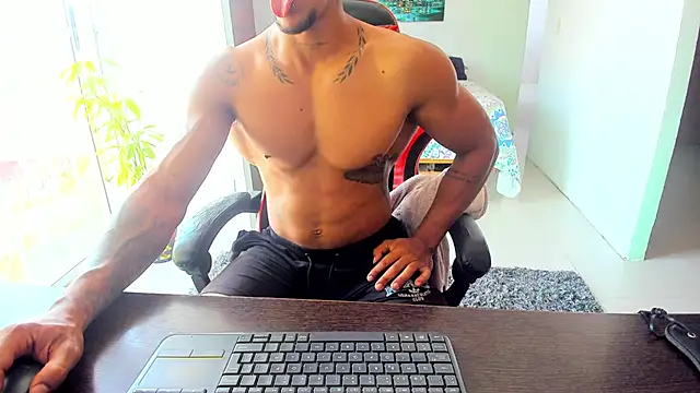 Snapshot of Adam_Valenciia chatting on September 24, 2025, 1:50 pm Adam Valenciia online show from September 24, 2025, 1:50 pm