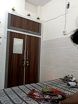 Best-Couple online show from February 22, 2025, 5:44 am