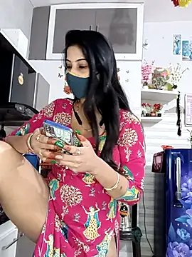 Best-Couple online show from October 19, 2025, 2:36 am