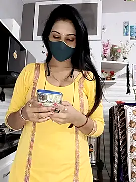 Best-Couple online show from November 21, 2025, 3:05 am