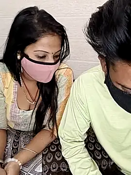 Best-Couple online show from March 8, 2025, 8:33 am