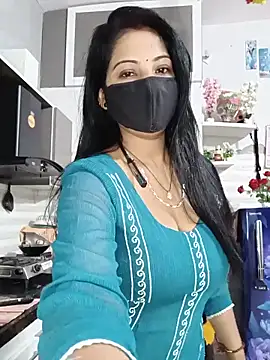 Best-Couple online show from May 25, 2026, 2:22 am