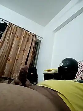 Snapshot of jemes21in chatting on February 16, 2025, 6:43 pm jemes21in online show from February 16, 2025, 6:43 pm