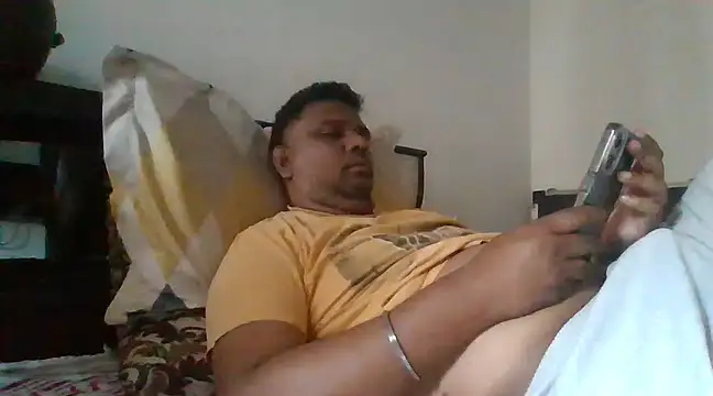 Snapshot of jemes21in chatting on March 22, 2025, 2:16 am jemes21in online show from March 22, 2025, 2:16 am