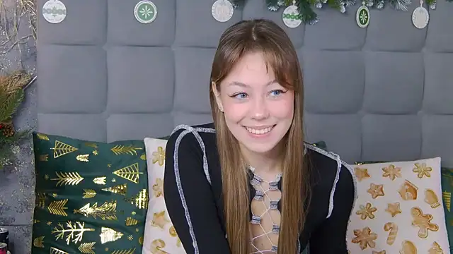 Snapshot of TheEmma chatting on January 18, 2026, 10:29 am TheEmma online show from January 18, 2026, 10:29 am