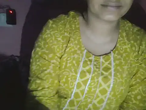 Snapshot of Hot-shanvi chatting on October 27, 2025, 12:33 am Hot-shanvi online show from October 27, 2025, 12:33 am