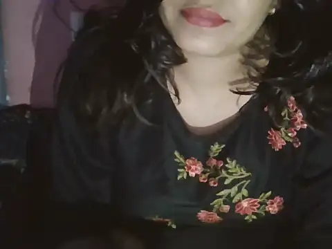 Snapshot of Hot-shanvi chatting on October 5, 2025, 6:15 am Hot-shanvi online show from October 5, 2025, 6:15 am