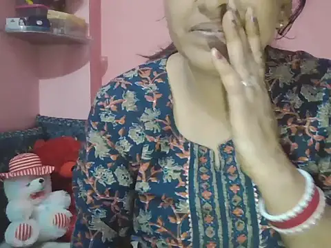 Snapshot of Hot-shanvi chatting on October 18, 2025, 1:40 am Hot-shanvi online show from October 18, 2025, 1:40 am