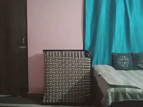 Snapshot of Hot-shanvi chatting on October 18, 2025, 2:30 pm Hot-shanvi online show from October 18, 2025, 2:30 pm