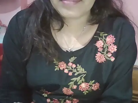 Hot-shanvi online show from November 28, 2025, 5:18 am