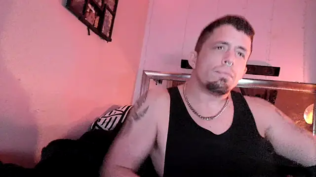 Snapshot of nickatnite1227 chatting on December 29, 2024, 11:07 am nickatnite1227 online show from December 29, 2024, 11:07 am