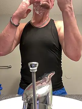 Snapshot of nickatnite1227 chatting on January 12, 2025, 5:24 am nickatnite1227 online show from January 12, 2025, 5:24 am