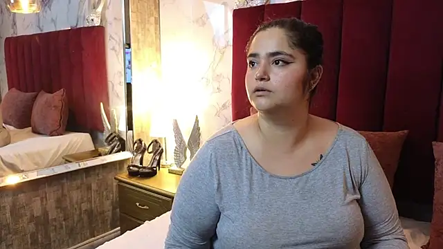 KRYSSTARITTER4 online show from September 28, 2025, 2:29 am