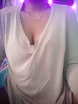 Snapshot of muskan-Sharma chatting on October 11, 2025, 4:46 am muskan-Sharma online show from October 11, 2025, 4:46 am