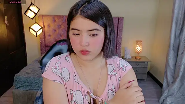 michell petty01 online show from October 1, 2025, 3:22 am