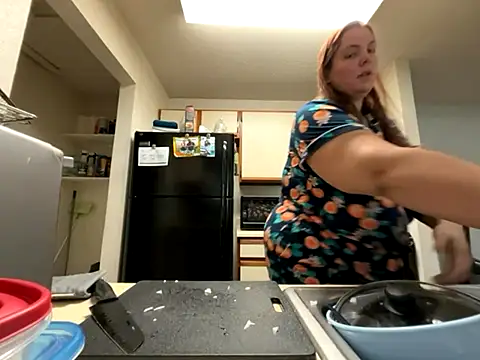 Snapshot of Thickarella420 chatting on October 2, 2025, 3:59 pm Thickarella420 online show from October 2, 2025, 3:59 pm