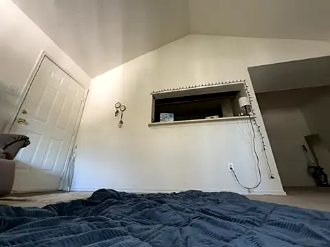 Snapshot of Thickarella420 chatting on October 15, 2025, 5:10 pm Thickarella420 online show from October 15, 2025, 5:10 pm