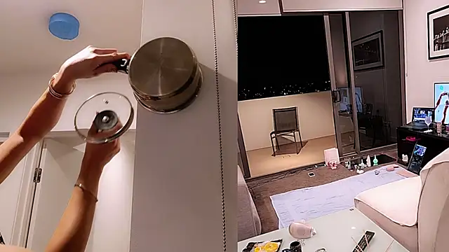 sunshine sissy online show from December 30, 2024, 9:27 am