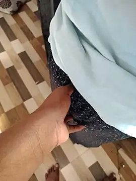 lovelygirl4567 online show from March 18, 2025, 4:40 am